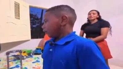 Menino da Baixada que perdeu mãe em feminicídio ganha nova casa