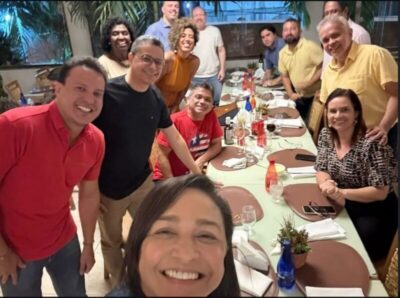 Senadora se confraterniza com esquerdistas que fazem oposição à Brandão