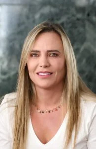Saiba mais sobre o perfil da Vice-Governadora do Distrito Federal, Celina Leão, e sua trajetória.