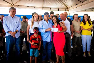 Estrutural: Com um investimento de R$ 100 milhões, Ibaneis e Celina Leão entregam sistema de energia em Santa Luzia e aprovam obras de saneamento