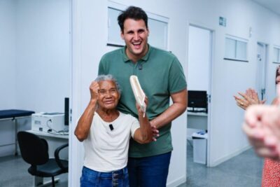 Em Santa Helena, governo entrega mais benefícios à população