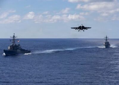 EUA reforçam pressão sobre Maduro com chegada do porta-aviões USS Gerald Ford ao Caribe