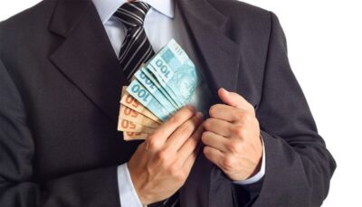 Suplente ‘da igreja’ dá novo golpe político e vende apoio em Timon”