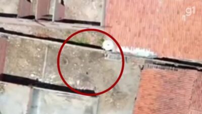 drone flagra homem jogando droga e arma em terreno durante operação da Polícia Civil no MA