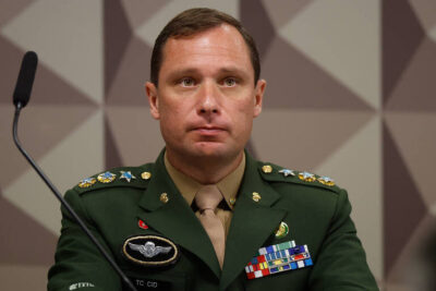 Delator da trama golpista, Mauro Cid pode receber proteção especial do Estado