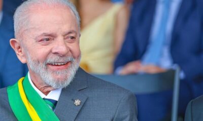 Lula mantém liderança, mas vantagem encolhe em cenários de segundo turno, aponta Quaest