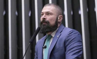 Comissão aprova projeto que exige registro fotográfico anual de presos