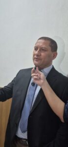 Marquinhos diz que espera que Paulo Victor agora cumpra com Brandão e não fique jogando