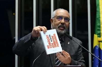 Paim comemora lançamento de livro dele sobre direitos humanos