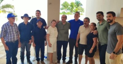 Totonho Chicote reúne os amigos para recepcionar seu pré-candidato a deputado estadual Hélio Lucena em Pedreiras