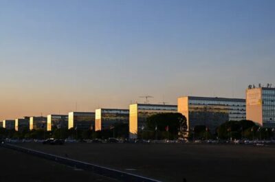 Linguagem simples em mensagens de órgãos públicos agora é obrigatória