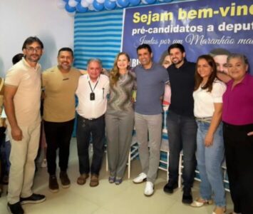 VÍDEO: Ao lado de Maura Jorge, ex-prefeito de Porto Franco e grupo da oposição declaram apoio ao nome de Rui Jorge