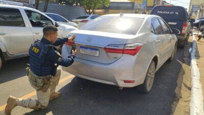 Carro roubado em São Paulo é encontrado pela PRF em Imperatriz