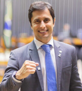 Vice-presidente da CPMI do INSS reafirma enfrentamento a ameaças e promete responsabilizar envolvidos em esquema de fraude