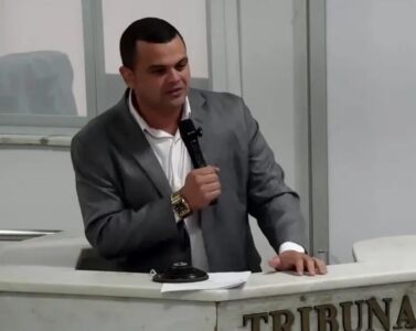 Manchinha reforça alerta sobre diabetes e aguarda definição para liderança do governo