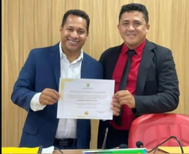 Gleydson Resende participa das comemorações dos 77 anos de Cajari e recebe título de Cidadão Cajariense