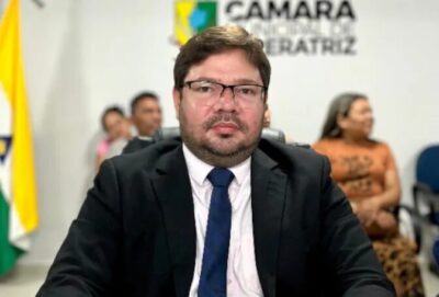 Transmissão de cargo: Adhemar Freitas Jr. assume Prefeitura interinamente