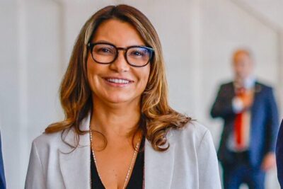 Deputados estaduais vão votar se aprovam ou não homenagem à Janja