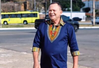 Ao som do reggae, Brandão divulga feriadão, festival e pagamento antecipado