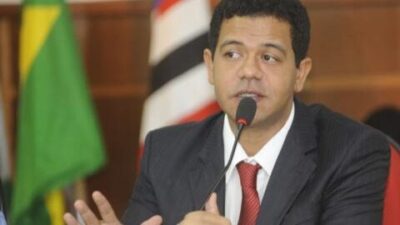 Afinal, Luciano Leitoa é contra ou a favor de Dinair candidata?