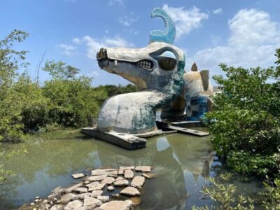 Escultura da Serpente Lulu é retirada da Lagoa da Jansen para reforma; novas atrações serão adicionadas