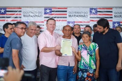 No aniversário de Arame, governo Brandão inaugura escola, Casa da Cidade, entrega ambulância e títulos de terra