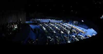 Senado aprova proibição de descontos em benefícios do INSS