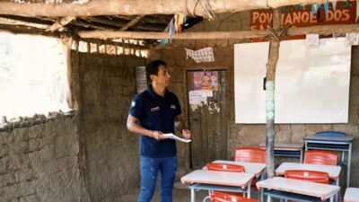 Deputado Wellington denuncia mais uma escola de taipa em Timbiras