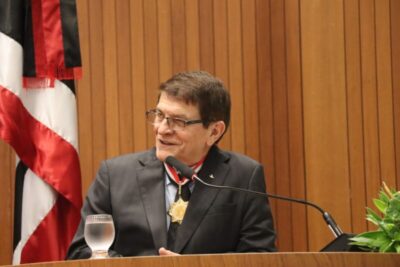 Presidente do Sistema Cofeci-Creci recebe Medalha Manuel Beckman em sessão solene no MA