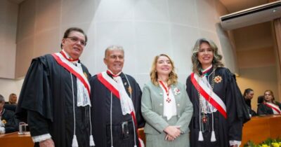 Iracema Vale é condecorada com a mais alta honraria do Tribunal Regional do Trabalho da 16ª Região