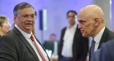 Dino vota com Moraes para tornar Eduardo Bolsonaro réu por coação da Justiça