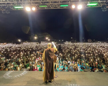 Frei Gilson emociona milhares de fiéis em grande show católico em Codó