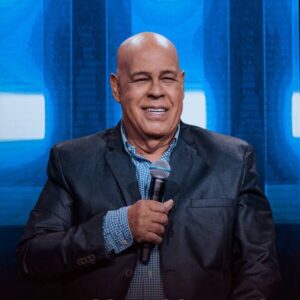 Matos Nascimento é a atração confirmada do Dia do Evangélico 2025 em Matões!