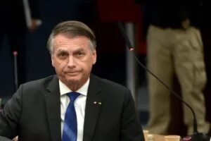Primeira Turma do STF forma maioria para manter prisão preventiva de Bolsonaro