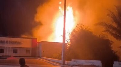 Incêndio de grandes proporções assusta moradores em São Benedito do Rio Preto