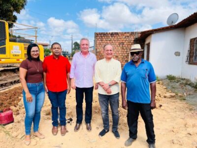 Ednilson do Kantão se reúne com moradores de Res. Sonhos e Monte das Oliveiras e acompanha vistoria da obra da Estrada de Santana
