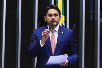 Juscelino apresenta projeto que beneficiará pacientes com diabetes