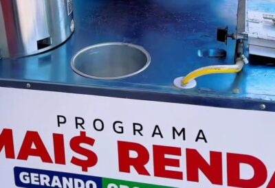 Prefeito de Bequimão, Zé Martins inicia entrega de carrinhos do Programa Mais Renda