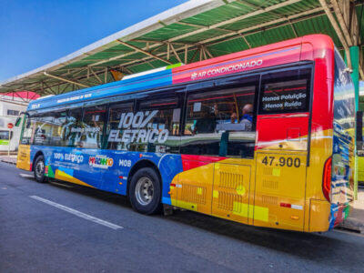 Ônibus elétrico começa a circular pelos municípios da Ilha em caráter experimental