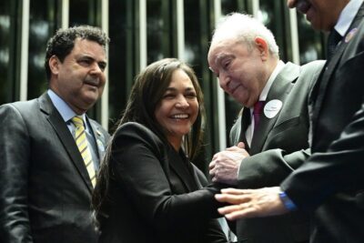 Senado homenageia lideranças cristãs com comenda ‘Daniel Berg e Gunnar Vingren’, idealizada pela senadora Eliziane Gama