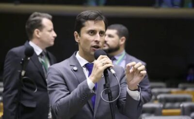 Deputado critica decreto de educação inclusiva e cobra valorização de escolas especializadas; ouça