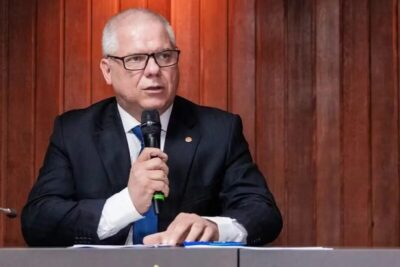 PF prende ex-presidente do INSS e faz buscas contra ex-ministro de Bolsonaro