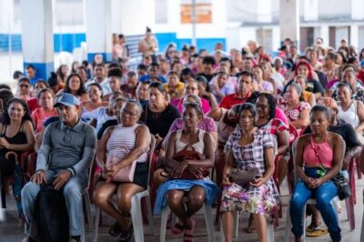 Governo do Maranhão entrega 452 óculos de grau em São Bento