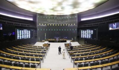 Câmara aprova cadastro sobre pessoas com deficiência para subsidiar políticas públicas de saúde; acompanhe