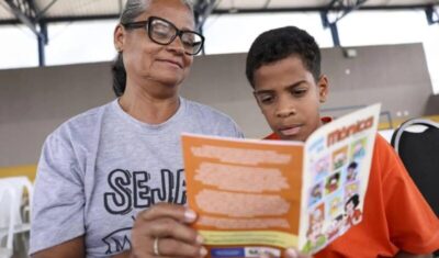 Convívio entre gerações é receita contra etarismo, aponta especialista