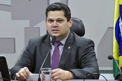 Alcolumbre e Moraes se reúnem para traçar estratégias contra o crime organizado
