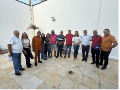 Pidaré-Mirim – Dr. Hilton Gonçalo se reúne com prefeito e vereadores para discutir pautas estratégicas… – Blog do Varão