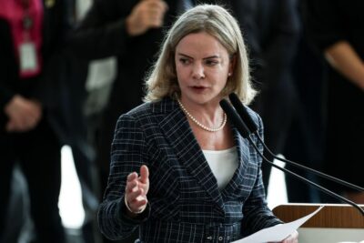 Derrite como relator do PL Antifacção contamina debate, diz Gleisi