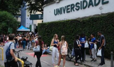 Enem 2025: candidatos fazem prova de matemática e ciências da natureza