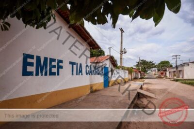 Criminosos invadem escola em Timon e roubam moto e celulares de funcionários